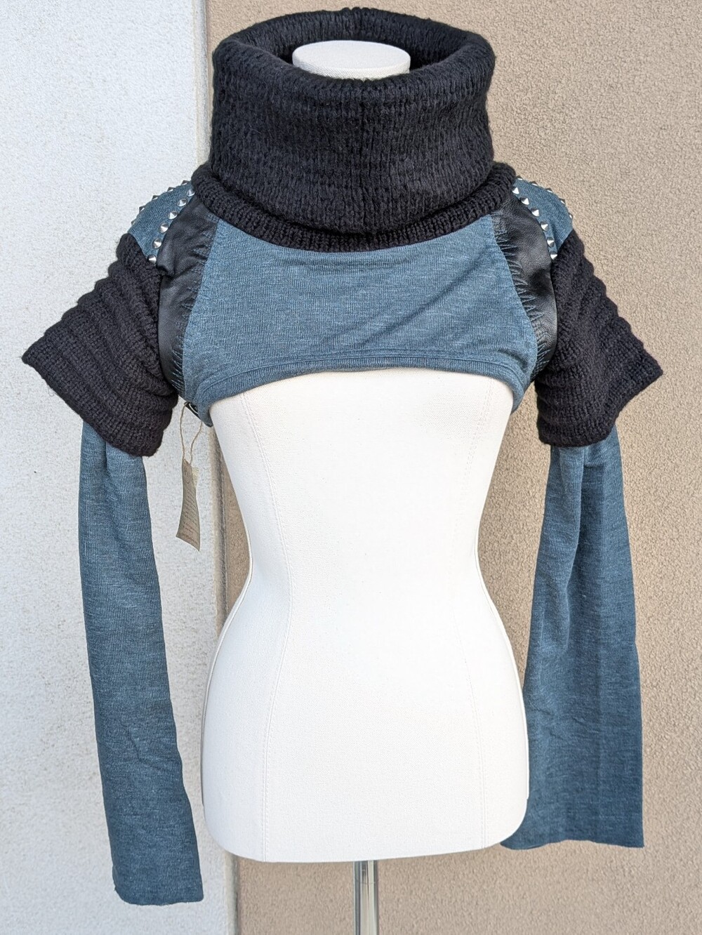 Psylo Armadillo Crop Sweater Teal Blue Black Studded Punk Goth S/M NWT
